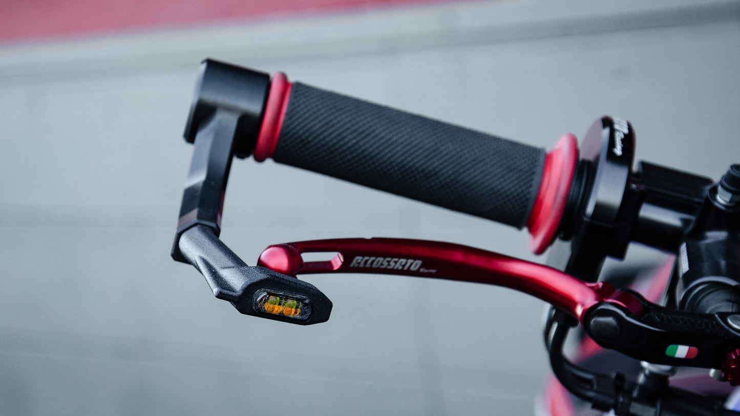 LUMA GUARD - Paraleve Universali con Luci LED Omologate