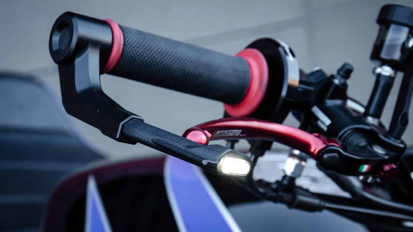 LUMA GUARD - Paraleve Universali con Luci LED Omologate